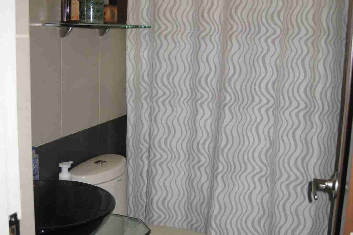 2 Bedroom Condo for Sale in Bagong Lipunan Ng Crame, Quezon City, Metro Manila near MRT-3 Santolan – photo 8