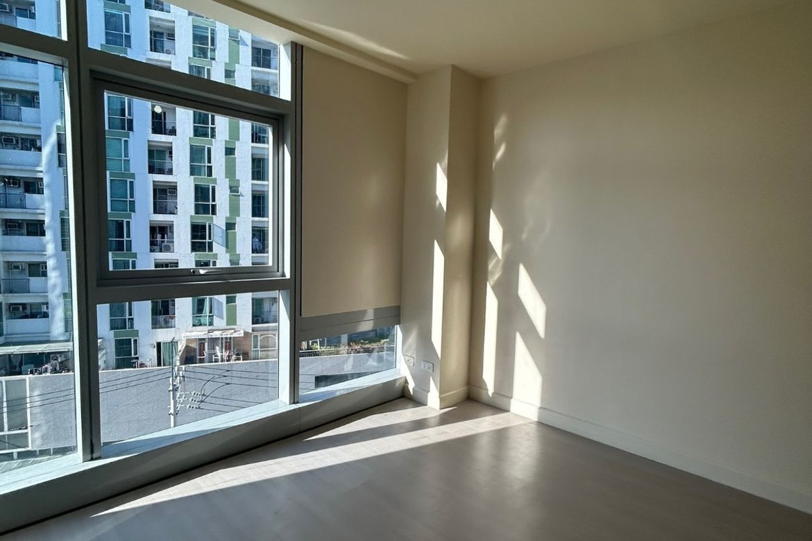 2 Bedroom Condo for Sale in Barangay 76, Pasay, Metro Manila near LRT-1 Libertad – photo 8