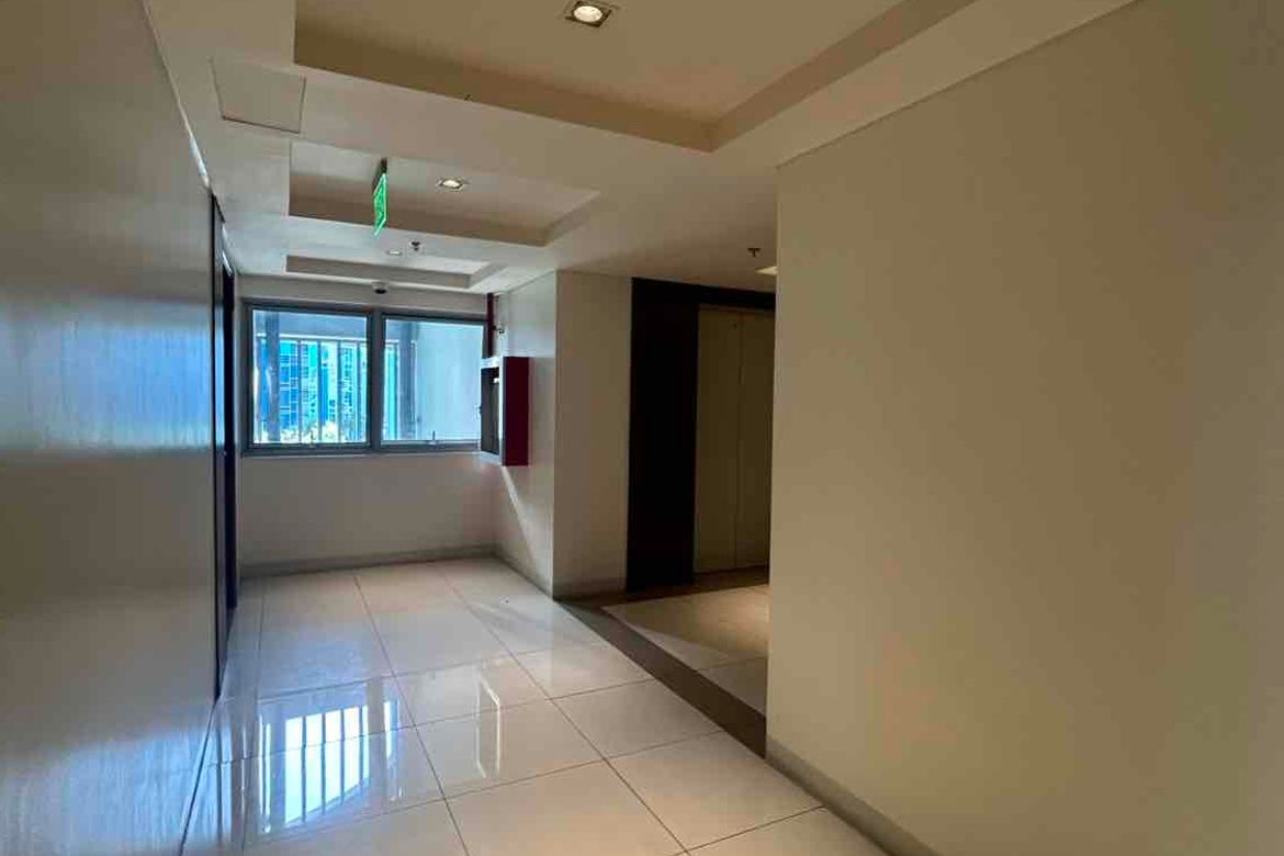 2 Bedroom Condo for Sale in Barangay 76, Pasay, Metro Manila near LRT-1 Libertad – photo 4
