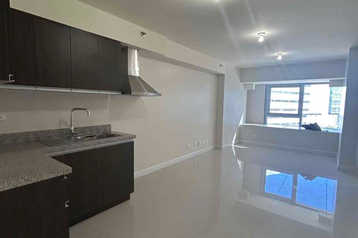 2 Bedroom Condo for Sale in Barangay 76, Pasay, Metro Manila near LRT-1 Libertad – photo 7