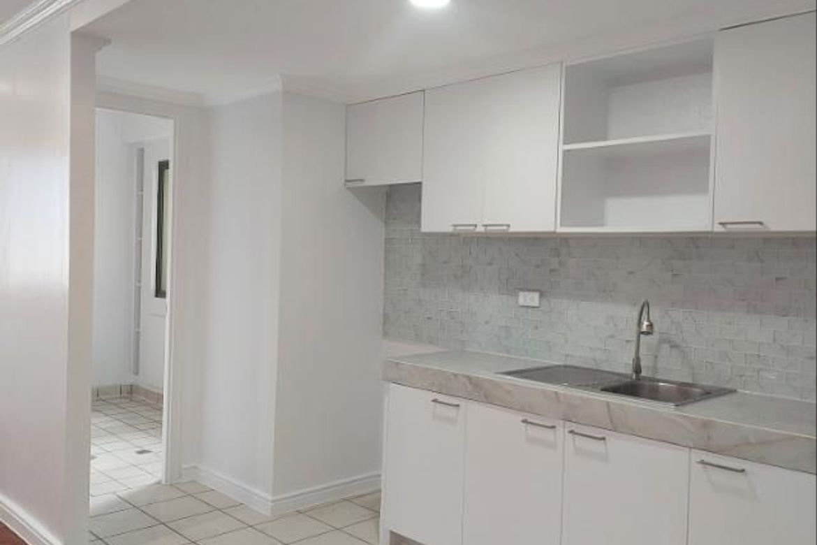 2 Bedroom Condo for Sale in Barangka Ilaya, Mandaluyong, Metro Manila near MRT-3 Boni – photo 5