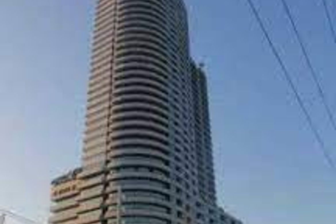 2 Bedroom Condo for Sale in Barangka Ilaya, Mandaluyong, Metro Manila near MRT-3 Boni