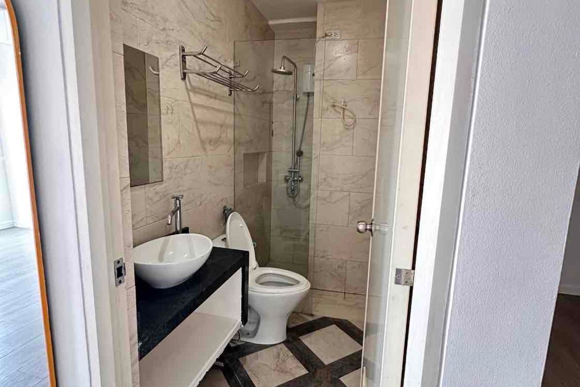 2 Bedroom Condo for Sale in Baron 3 Gardens, Greenhills, San Juan, Metro Manila – photo 4