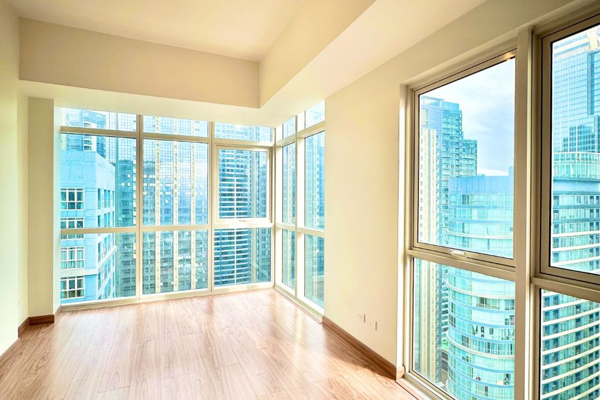 2 Bedroom Condo for Sale in BGC, Taguig – photo 7