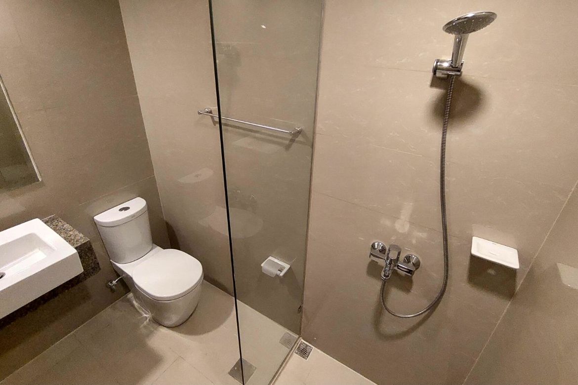2 Bedroom Condo for Sale in BGC, Taguig – photo 7
