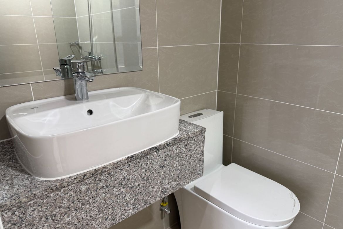 2 Bedroom Condo for Sale in BGC, Taguig – photo 5