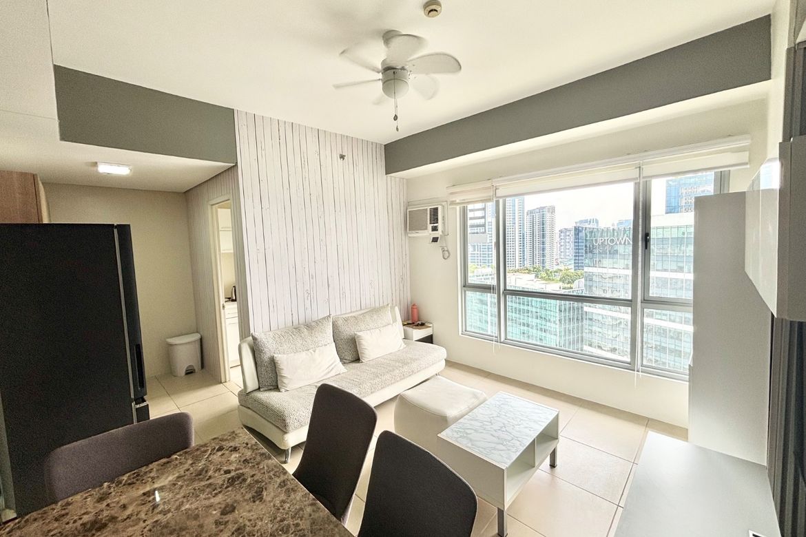 2 Bedroom Condo for Sale in BGC, Taguig – photo 3