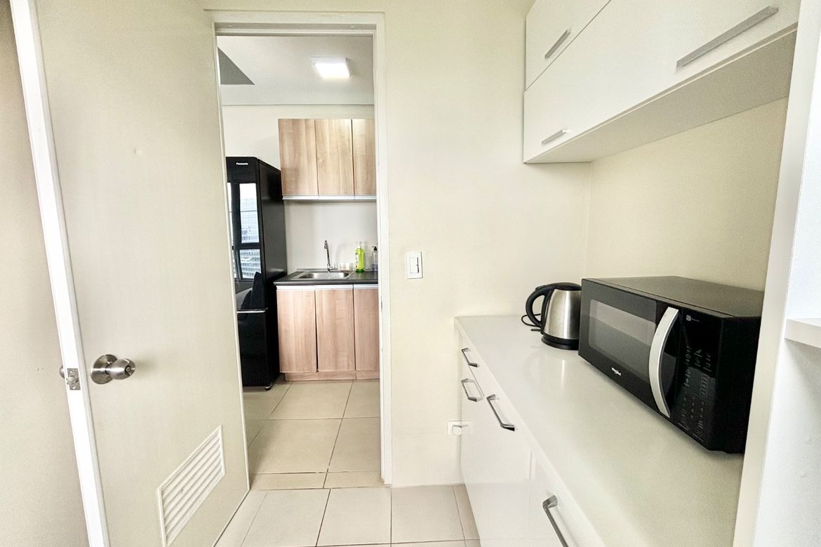 2 Bedroom Condo for Sale in BGC, Taguig – photo 11