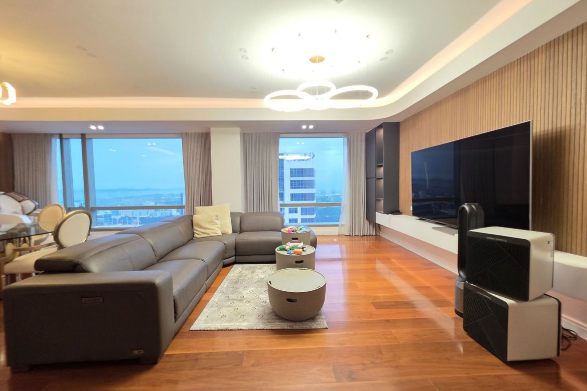 2 Bedroom Condo for Sale in BGC, Taguig – photo 9