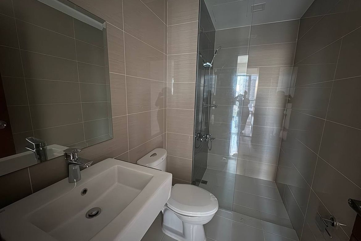2 Bedroom Condo for Sale in BGC, Taguig – photo 11
