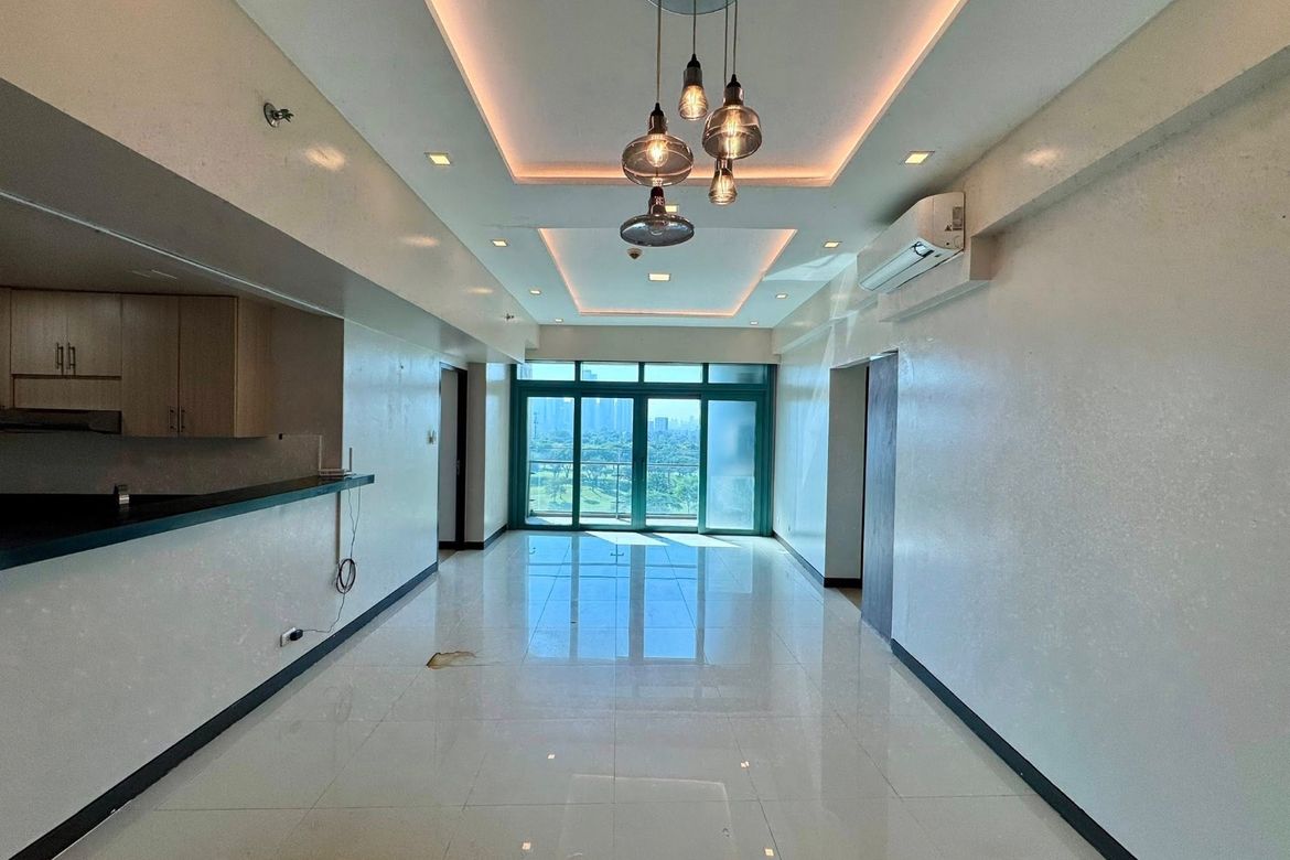 2 Bedroom Condo for Sale in BGC, Taguig – photo 2