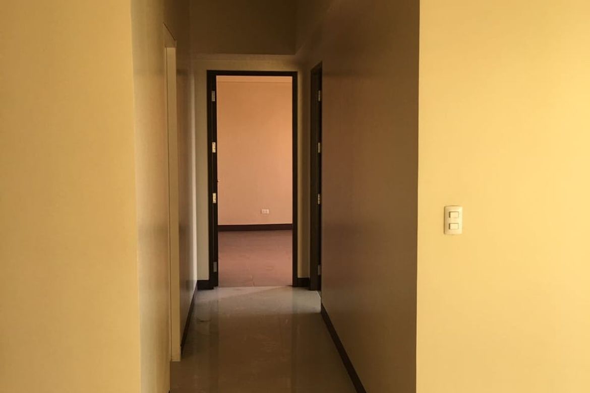 2 Bedroom Condo for Sale in BGC, Taguig – photo 9