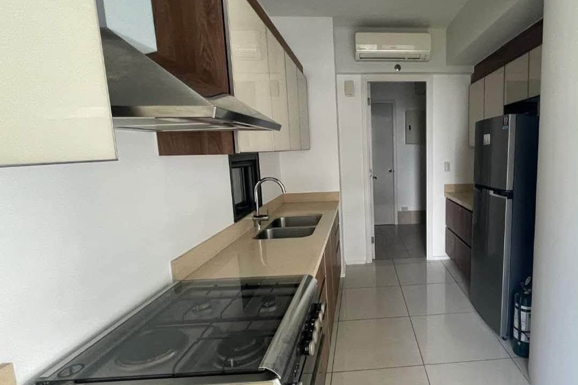 2 Bedroom Condo for Sale in BGC, Taguig – photo 6