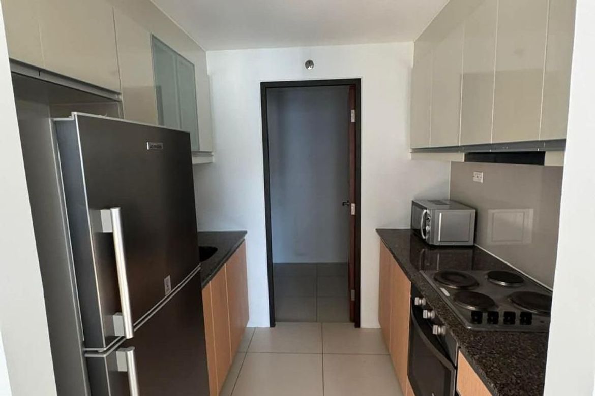 2 Bedroom Condo for Sale in BGC, Taguig – photo 2