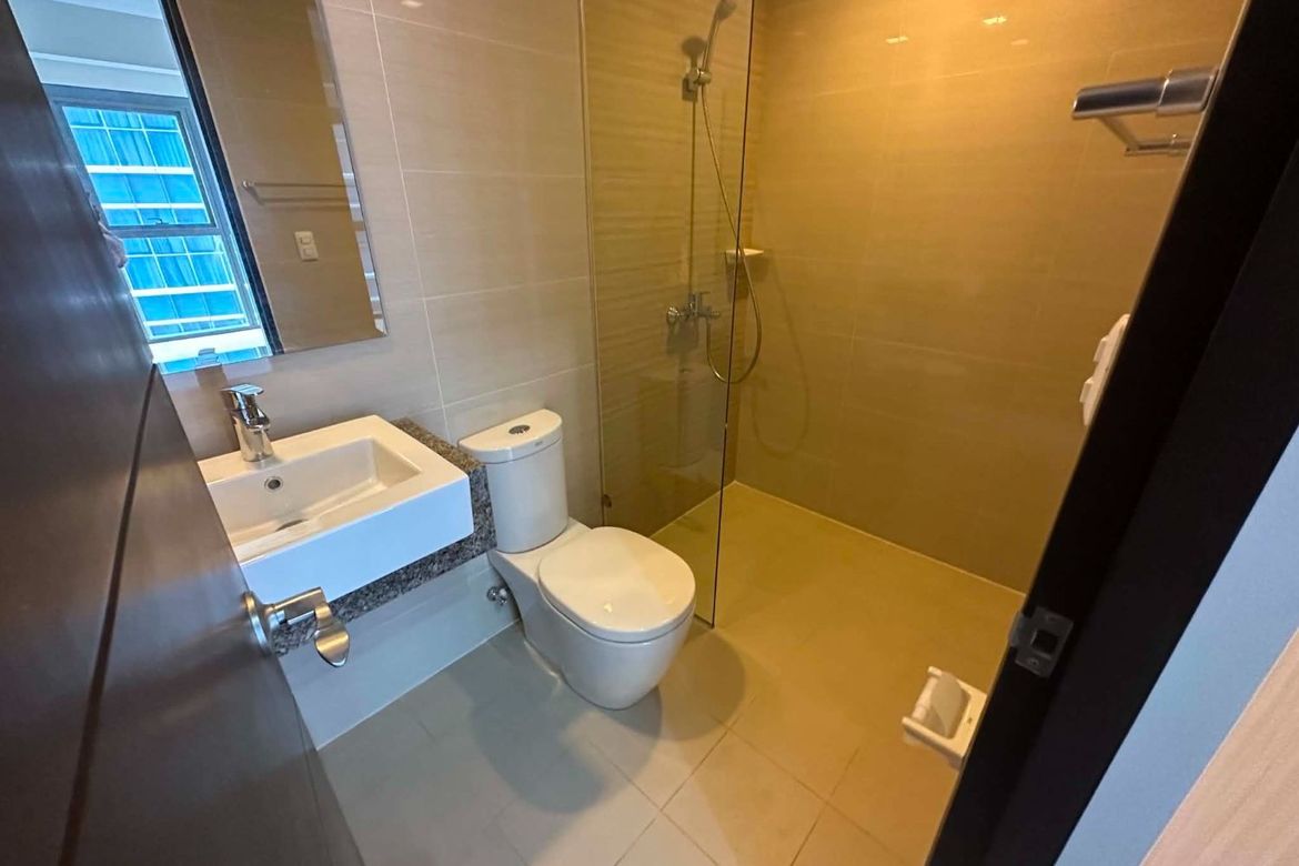 2 Bedroom Condo for Sale in BGC, Taguig – photo 8