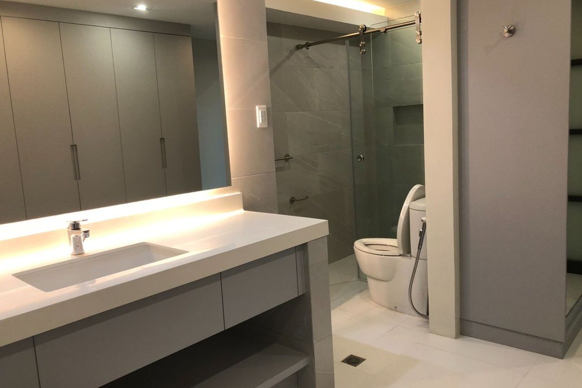 2 Bedroom Condo for Sale in BGC, Taguig, Metro Manila – photo 6