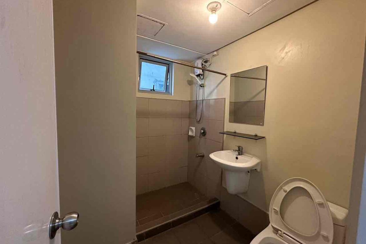2 Bedroom Condo for Sale in BGC, Taguig, Metro Manila – photo 4