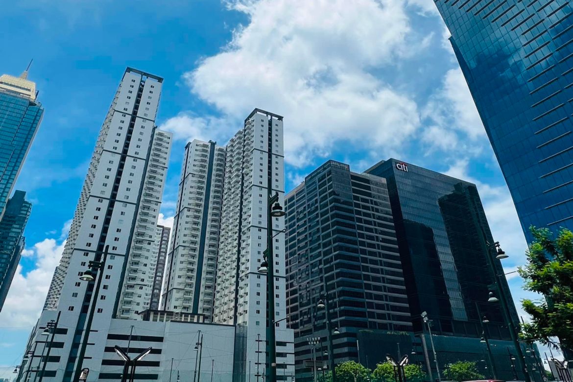 2 Bedroom Condo for Sale in BGC, Taguig, Metro Manila