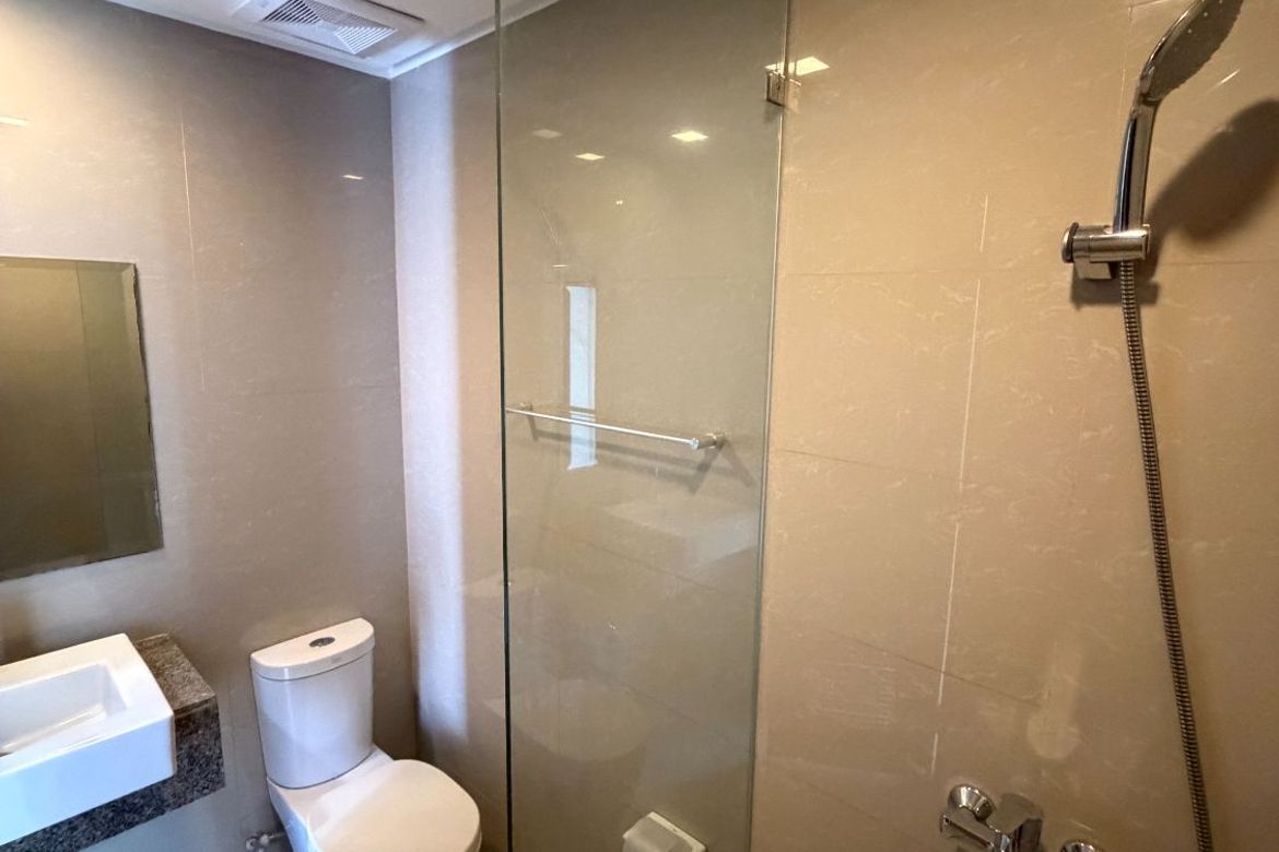 2 Bedroom Condo for Sale in BGC, Taguig, Metro Manila – photo 7