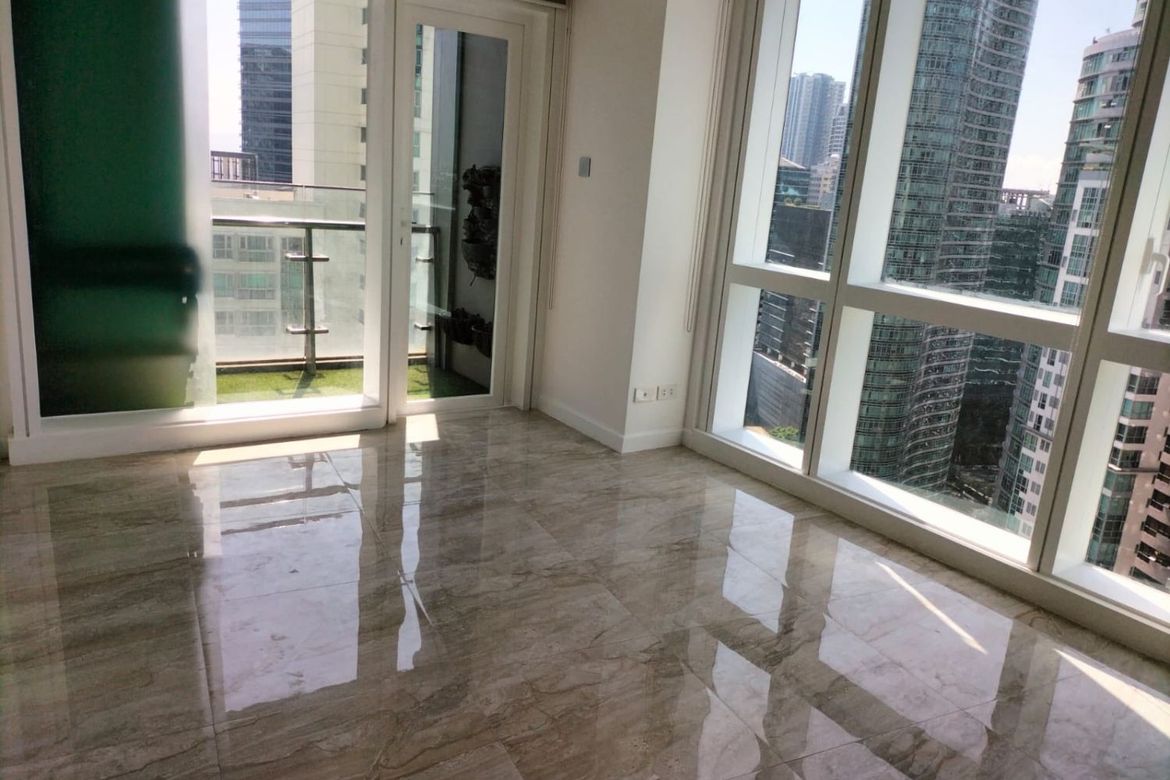 2 Bedroom Condo for Sale in BGC, Taguig, Metro Manila – photo 4