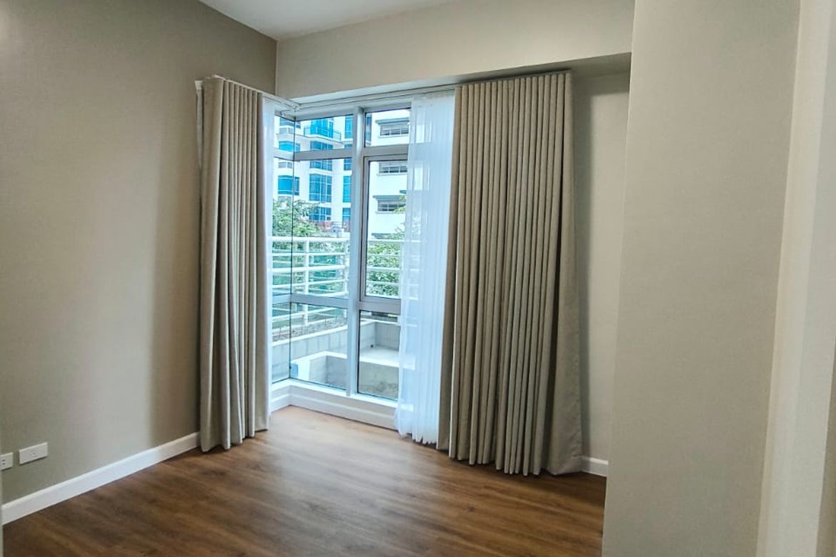 2 Bedroom Condo for Sale in BLUE SAPPHIRE RESIDENCES, BGC, Taguig – photo 9