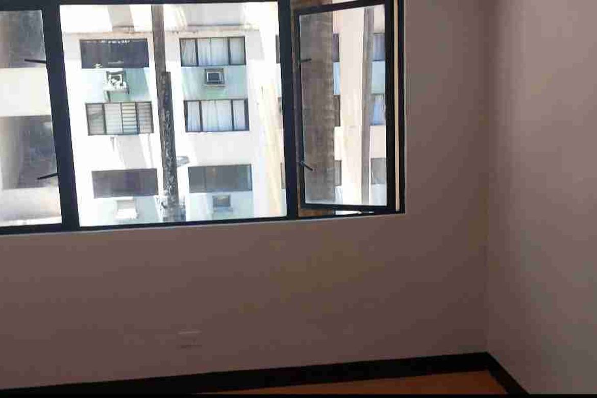 2 Bedroom Condo for Sale in Cambridge Village, San Andres, Cainta, Rizal
