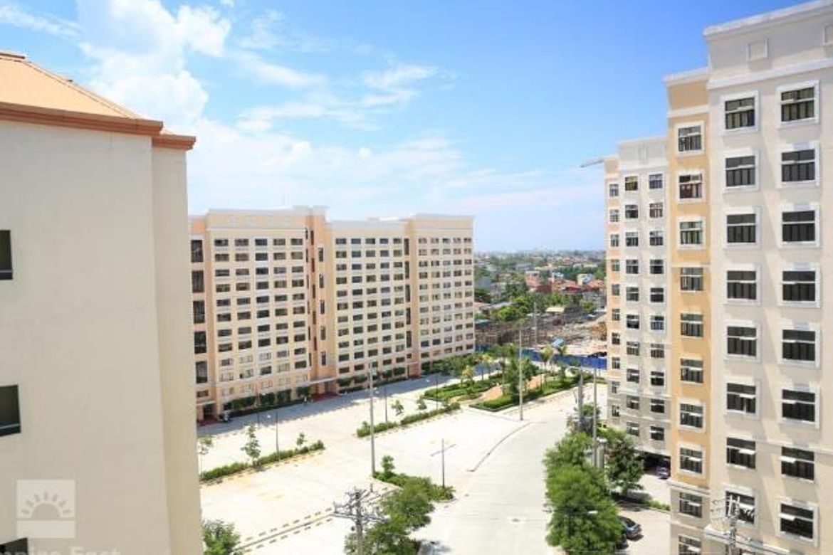 2 Bedroom Condo for Sale in Cambridge Village, San Andres, Cainta, Rizal – photo 2