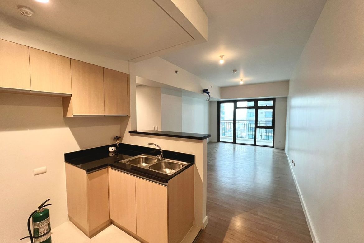 2 Bedroom Condo for Sale in Carmona, Makati, Metro Manila