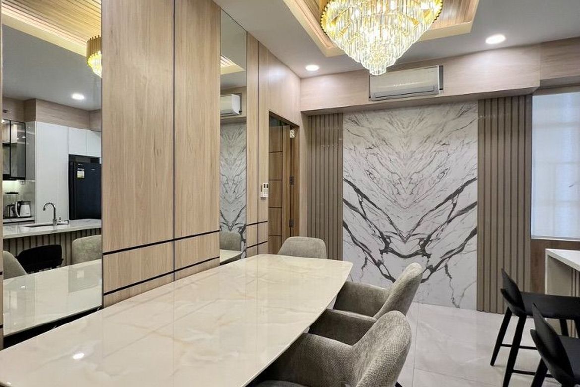 2 Bedroom Condo for Sale in Chateau Residences, Don Bosco, Parañaque, Metro Manila