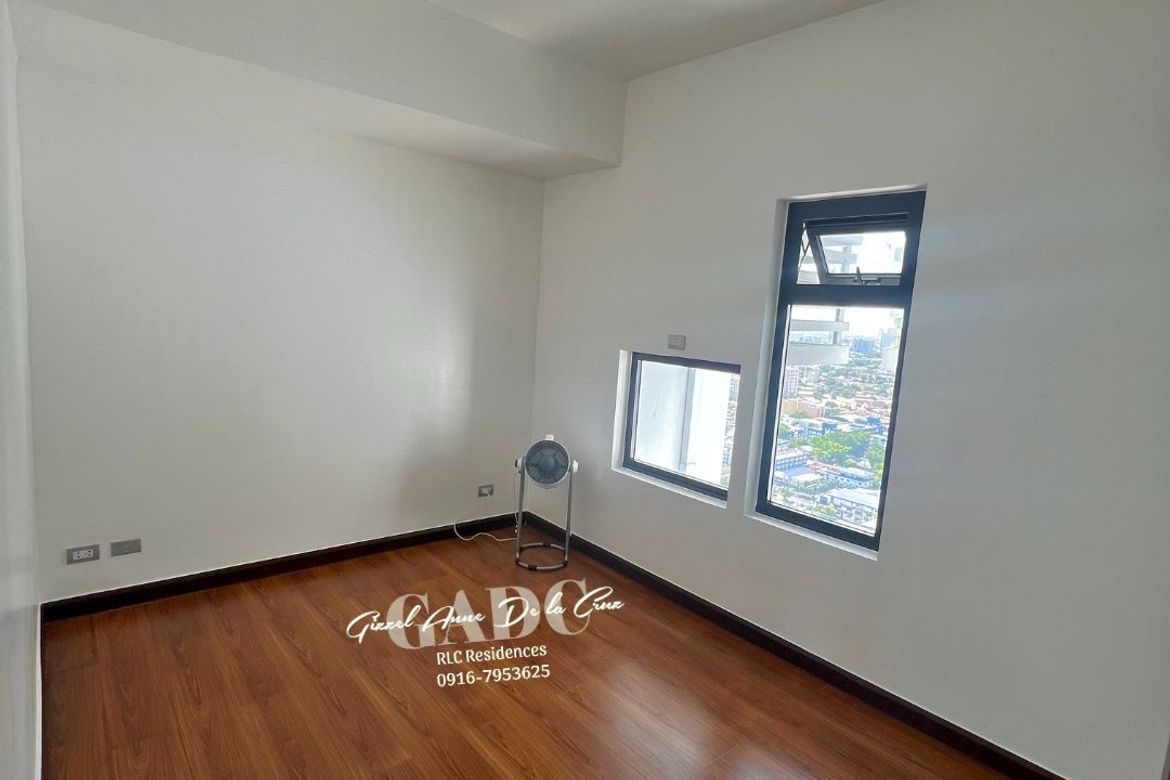 2 Bedroom Condo for Sale in Chimes Greenhills, Greenhills, San Juan, Metro Manila near MRT-3 Santolan – photo 5
