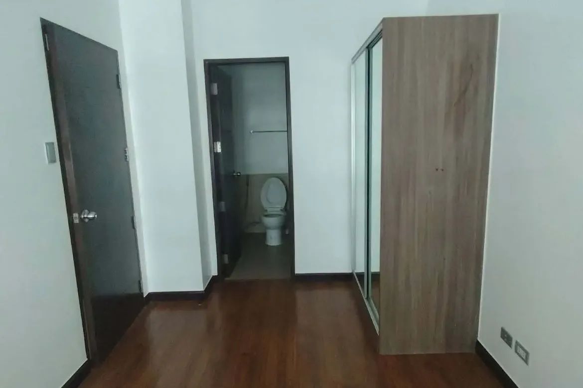 2 Bedroom Condo for Sale in Chimes Greenhills, Greenhills, San Juan, Metro Manila near MRT-3 Santolan – photo 7