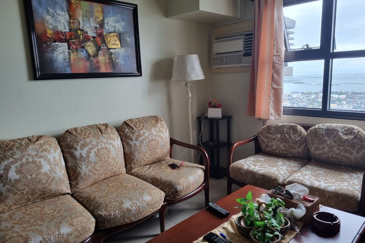 2 Bedroom Condo for Sale in Cogon Ramos, Cebu City, Cebu