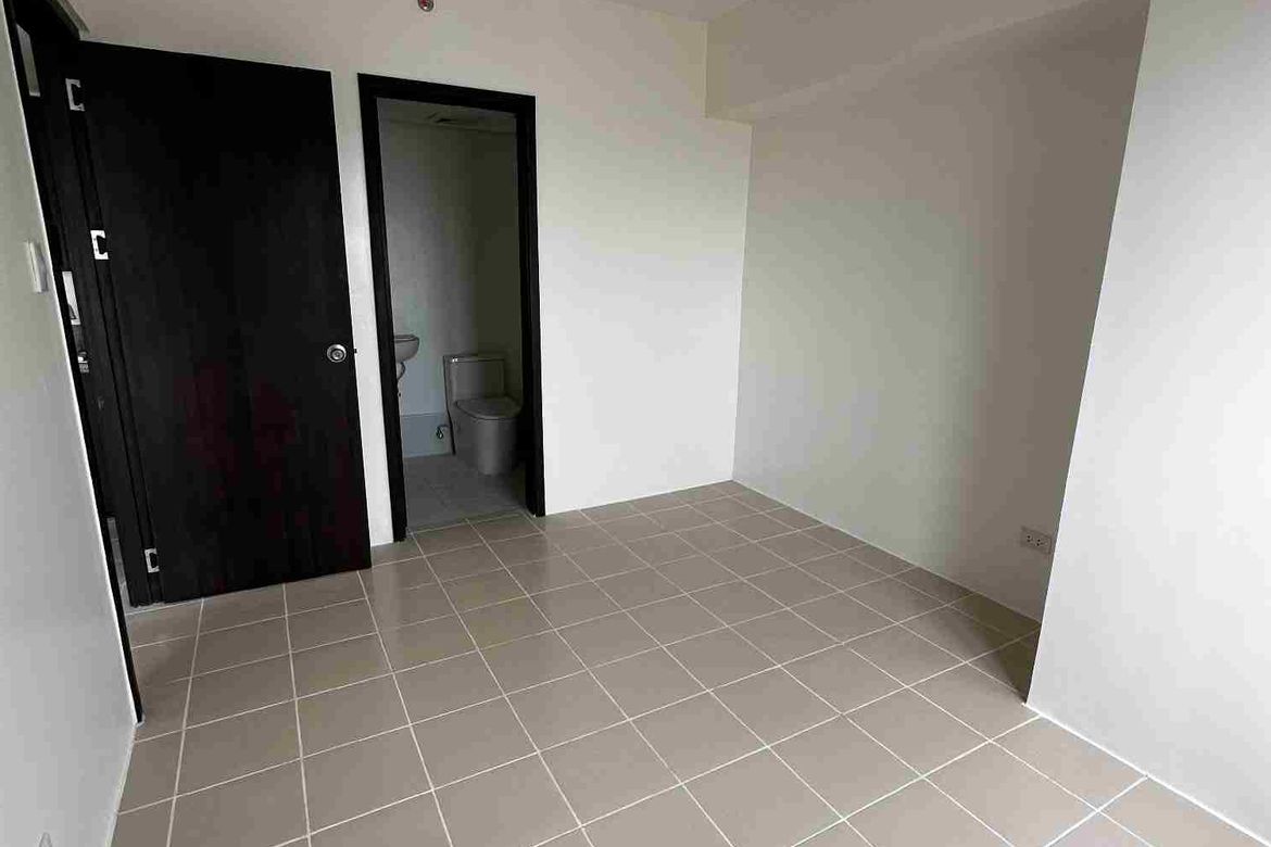 2 Bedroom Condo for Sale in COVENT GARDEN, Santa Mesa, Manila, Metro Manila near LRT-2 V. Mapa – photo 4