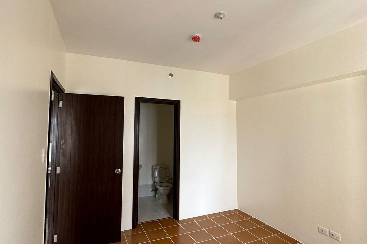 2 Bedroom Condo for Sale in COVENT GARDEN, Santa Mesa, Manila, Metro Manila near LRT-2 V. Mapa – photo 7