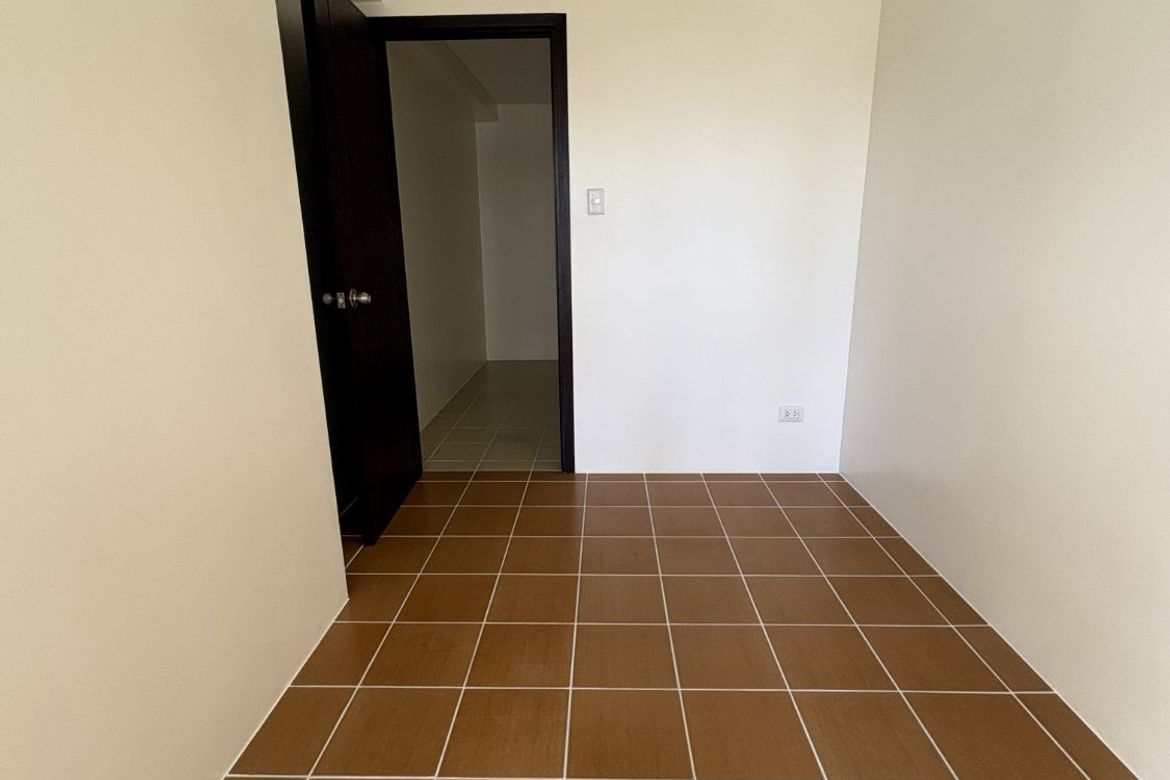 2 Bedroom Condo for Sale in COVENT GARDEN, Santa Mesa, Manila, Metro Manila near LRT-2 V. Mapa – photo 8