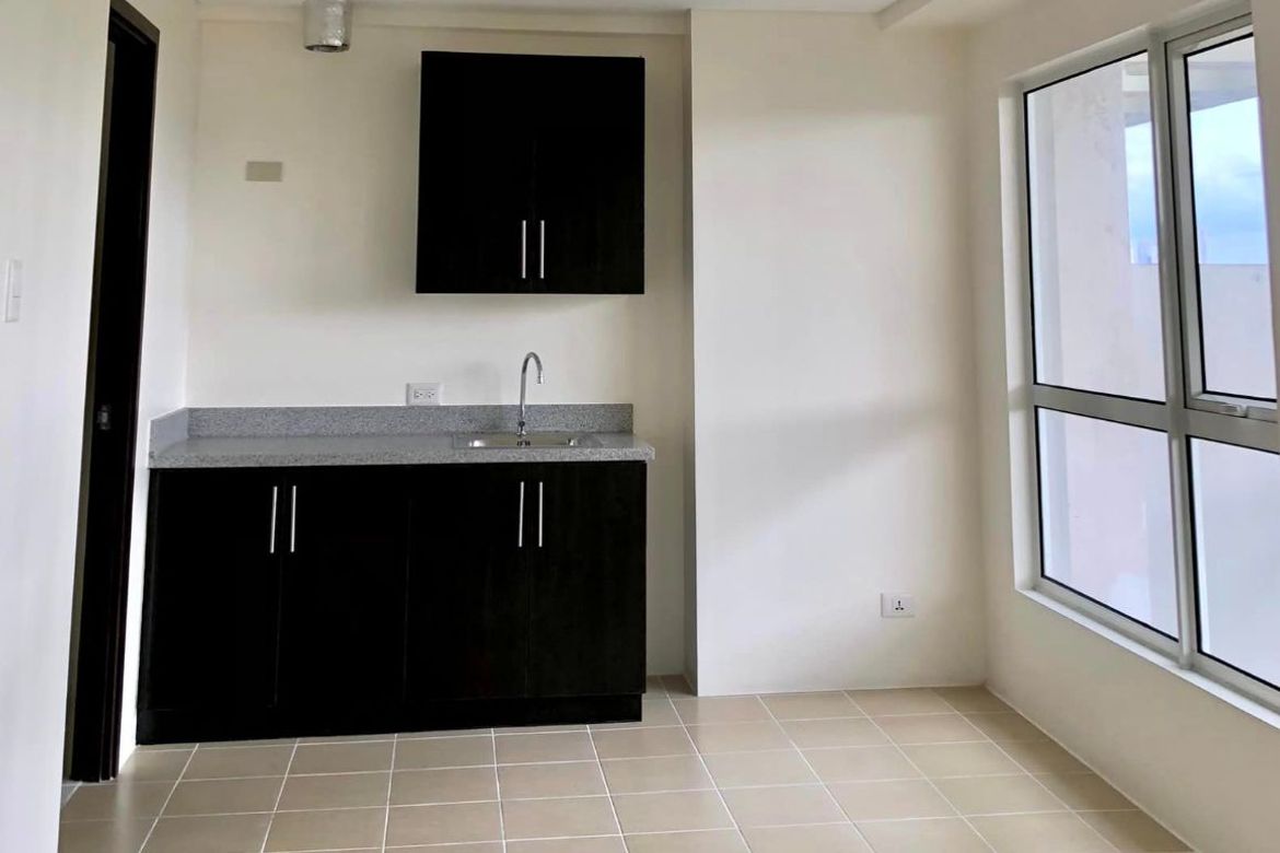 2 Bedroom Condo for Sale in COVENT GARDEN, Santa Mesa, Manila, Metro Manila near LRT-2 V. Mapa – photo 3