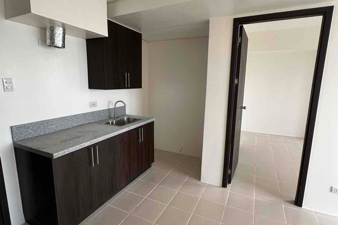 2 Bedroom Condo for Sale in COVENT GARDEN, Santa Mesa, Manila, Metro Manila near LRT-2 V. Mapa – photo 6