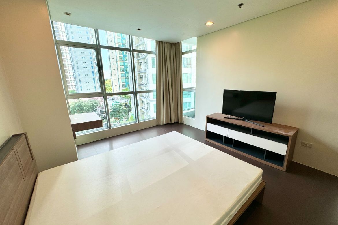 2 Bedroom Condo for Sale in Crescent Park Residences, Bagong Tanyag, Taguig, Metro Manila – photo 8
