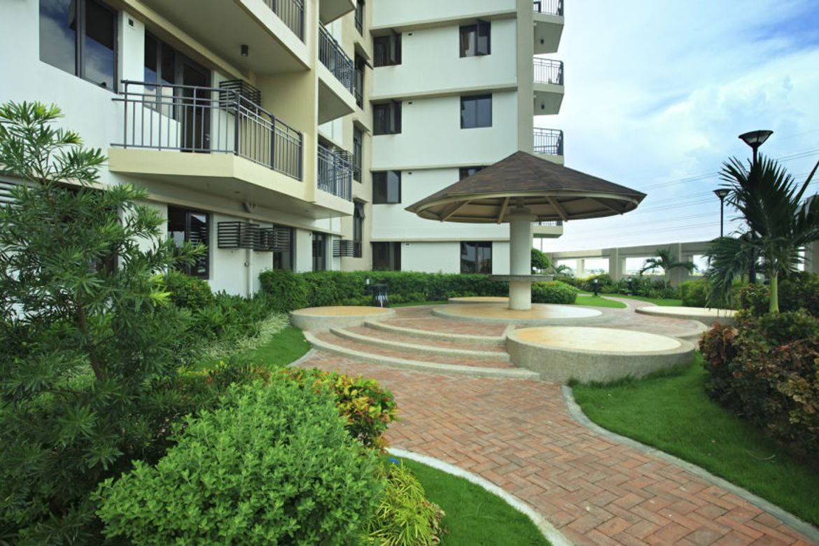 2 Bedroom Condo for Sale in Cypress Towers, Ususan, Taguig, Metro Manila – photo 8
