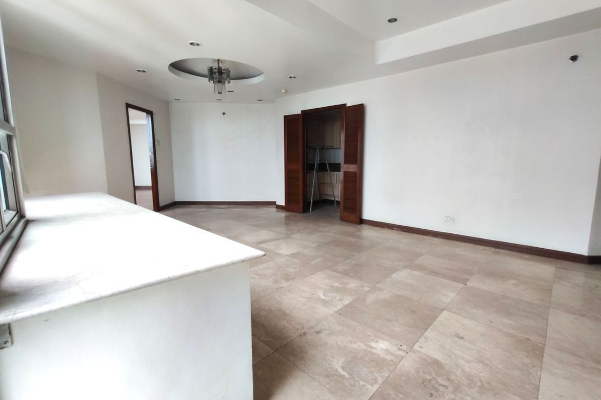 2 Bedroom Condo for Sale in Ermita, Manila, Metro Manila near LRT-1 Pedro Gil – photo 4
