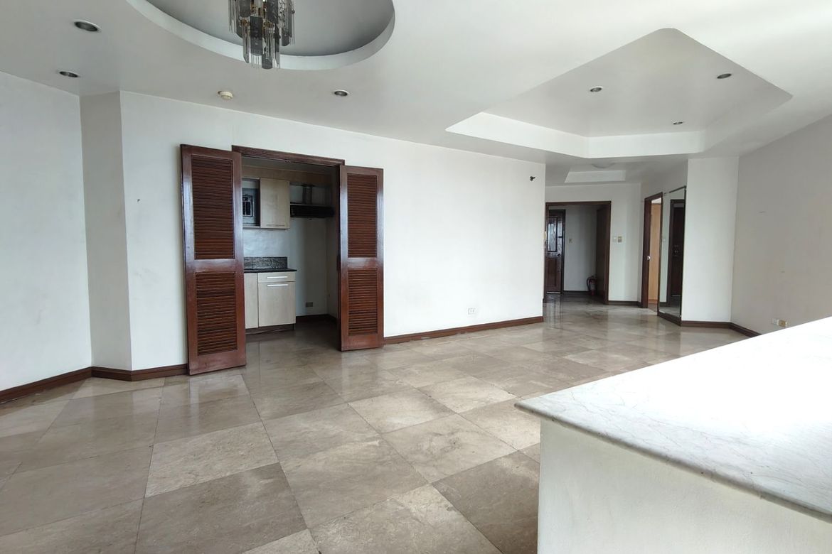 2 Bedroom Condo for Sale in Ermita, Manila, Metro Manila near LRT-1 Pedro Gil – photo 5