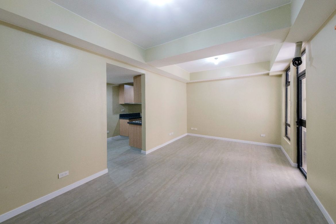 2 Bedroom Condo for Sale in Ermita, Manila, Metro Manila near LRT-1 Pedro Gil – photo 2