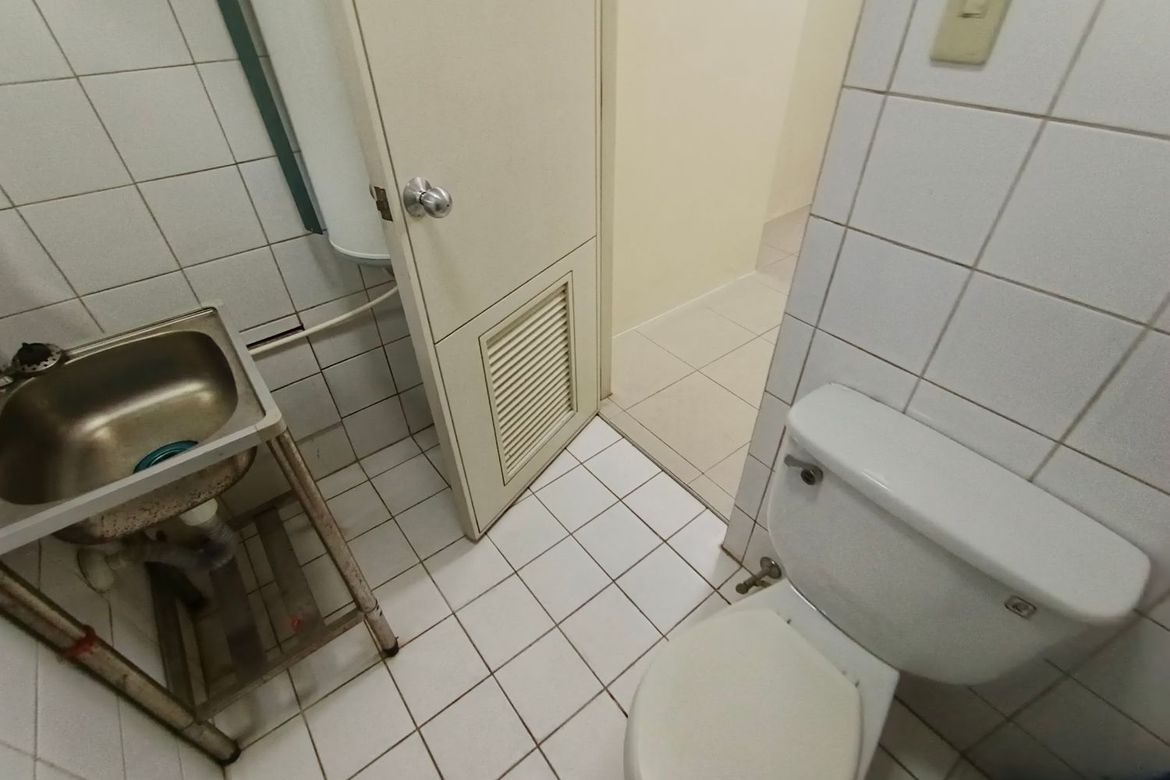 2 Bedroom Condo for Sale in Ermita, Manila, Metro Manila near LRT-1 United Nations – photo 6