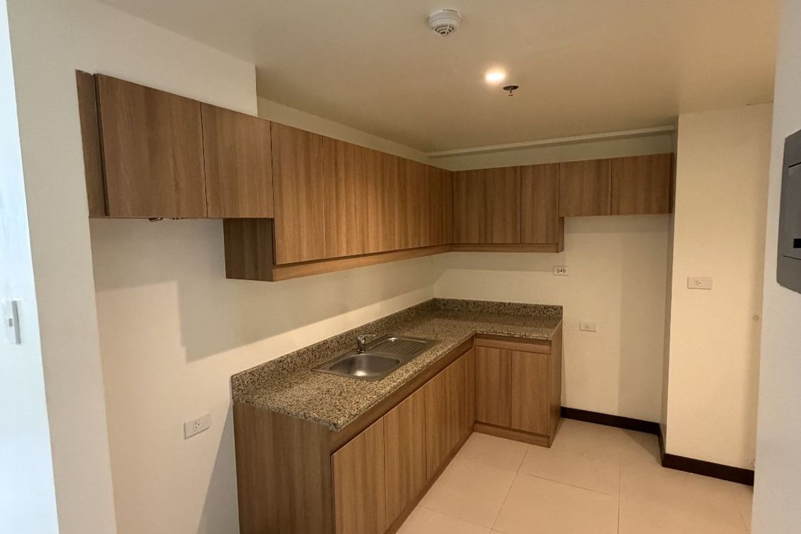 2 Bedroom Condo for Sale in Fairlane Residences, Kapitolyo, Pasig, Metro Manila near MRT-3 Boni – photo 5