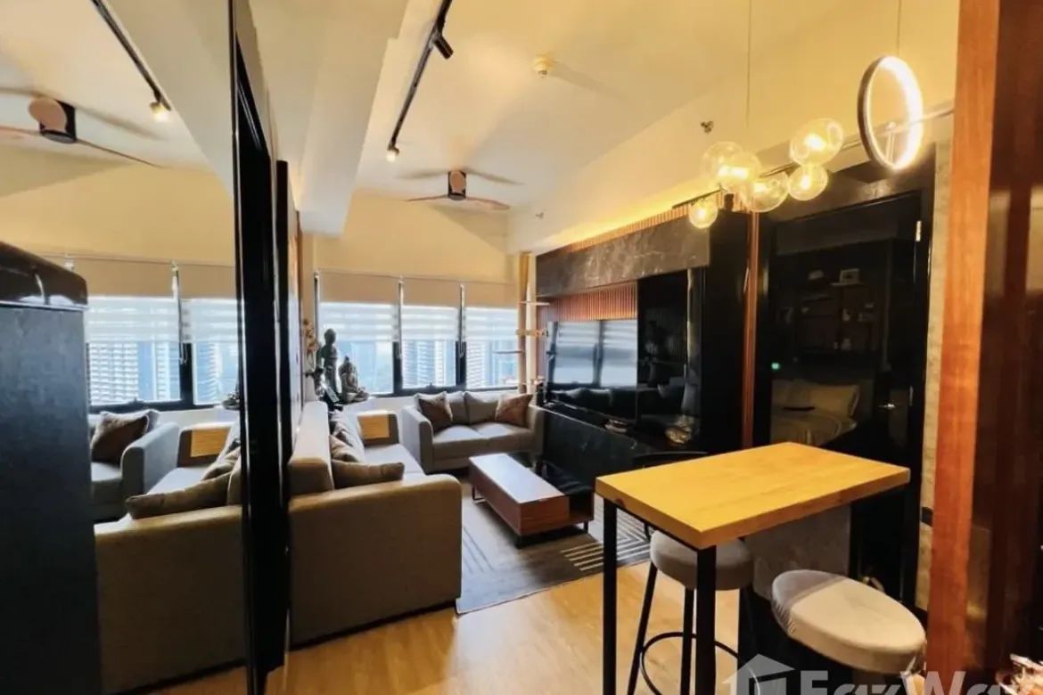 2 Bedroom Condo for Sale in Fairways Tower, BGC, Taguig – photo 3
