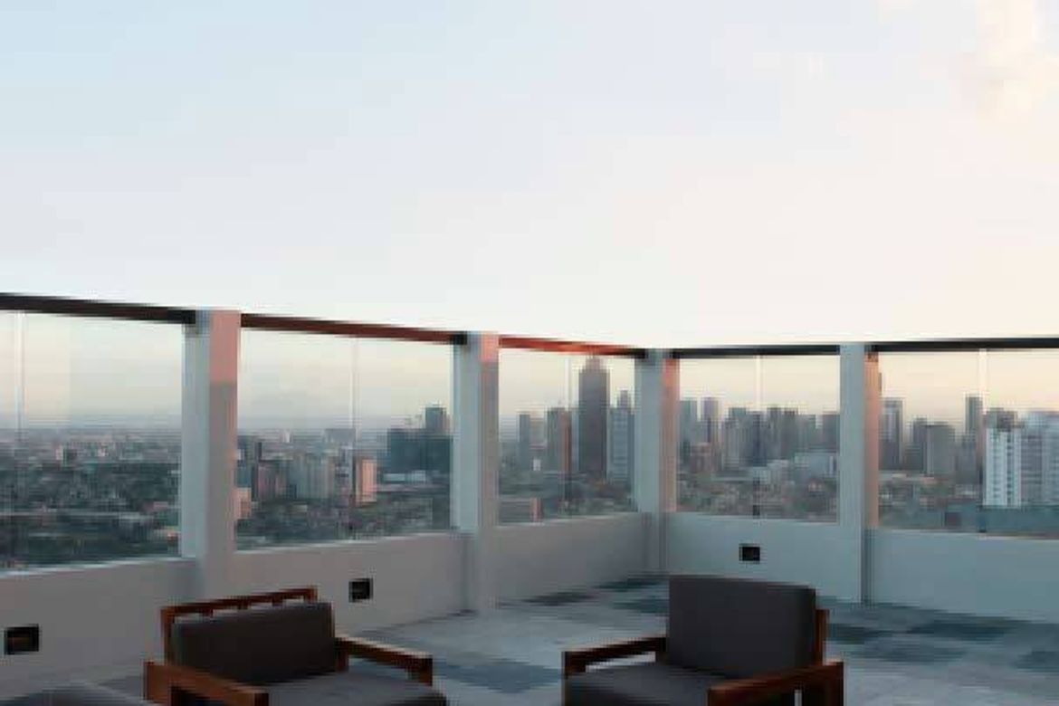 2 Bedroom Condo for Sale in Flair Towers, Highway Hills, Mandaluyong, Metro Manila near MRT-3 Boni – photo 8