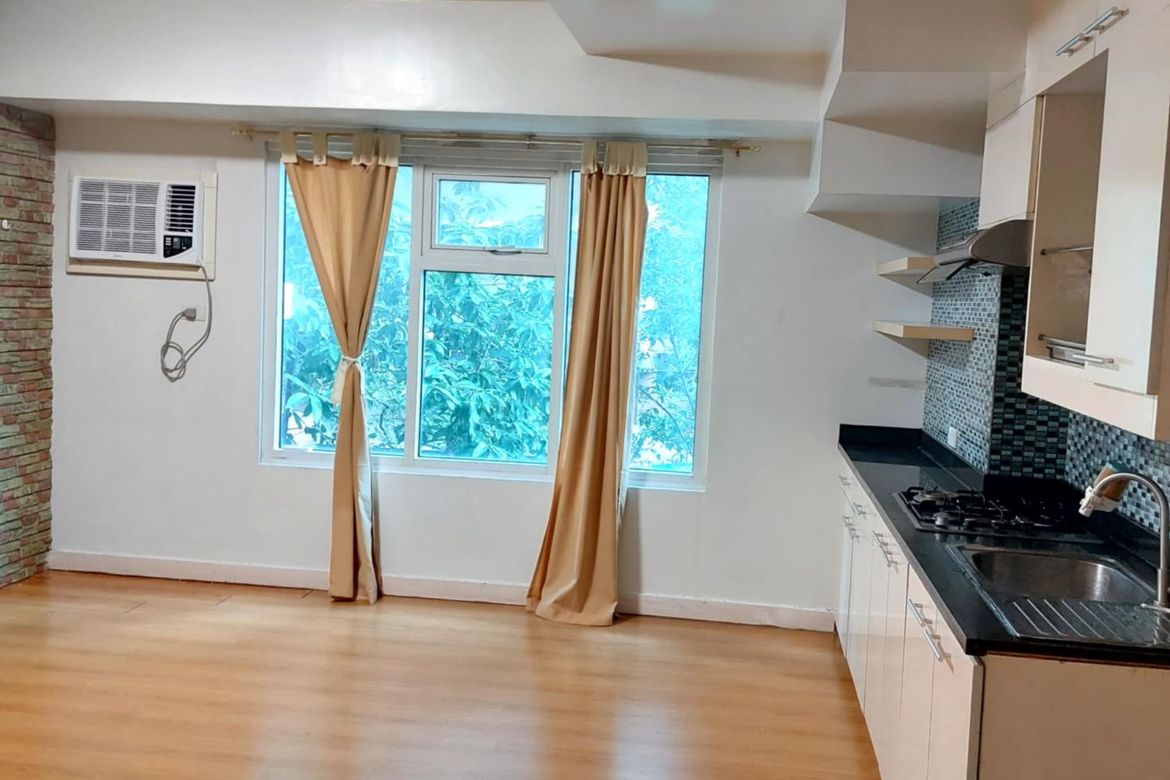 2 Bedroom Condo for Sale in Gateway Garden Heights, Barangka Ilaya, Mandaluyong, Metro Manila near MRT-3 Boni – photo 2