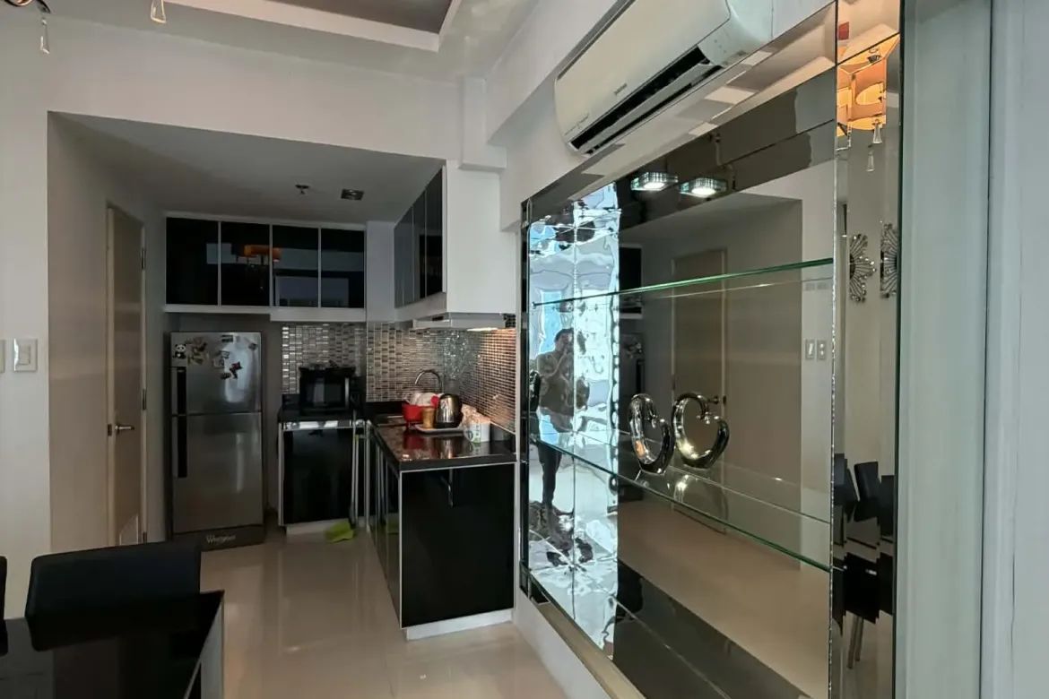 2 Bedroom Condo for Sale in Grass Residences, Santo Cristo, Quezon City, Metro Manila near LRT-1 Roosevelt – photo 3