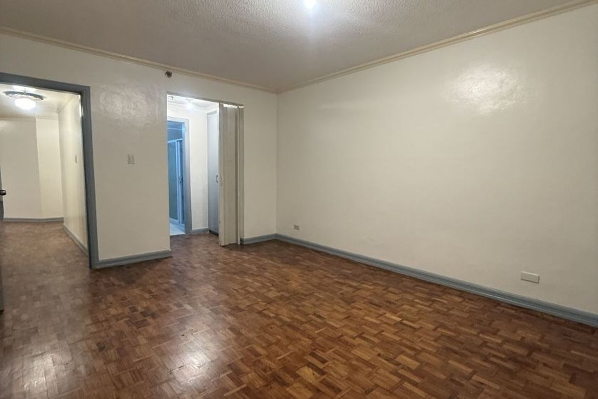2 Bedroom Condo for Sale in Greenhills, San Juan, Metro Manila near MRT-3 Santolan – photo 4
