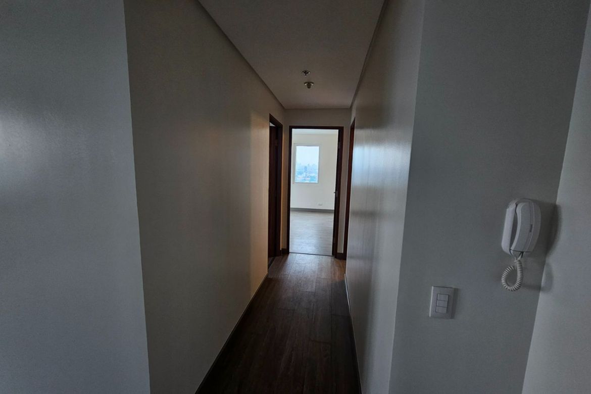 2 Bedroom Condo for Sale in Greenhills, San Juan, Metro Manila near MRT-3 Santolan – photo 2